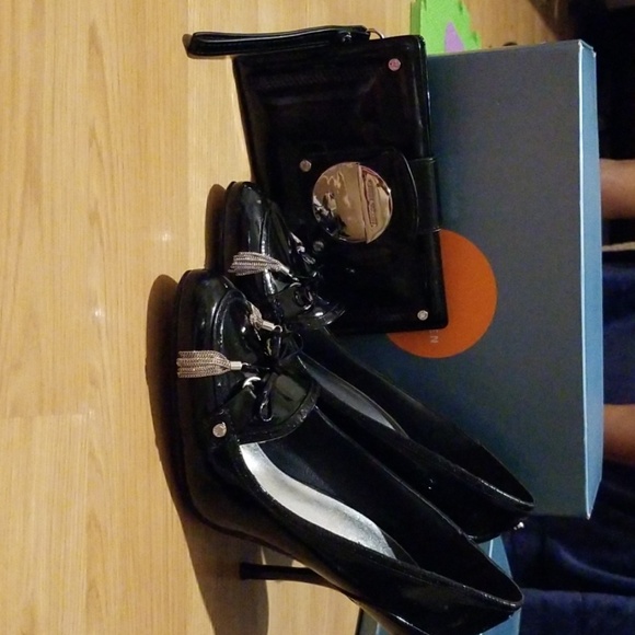 Karen Millen Shoe and Matching Clutch - Picture 1 of 7